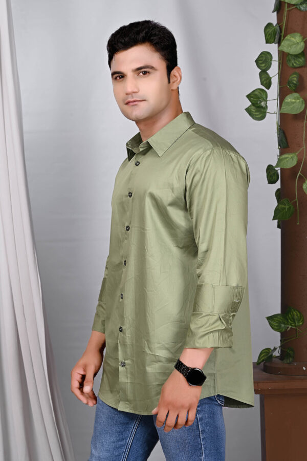 Minted Elegance Modern Fit Shirt